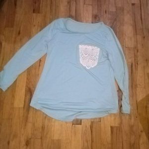 Long sleeve mint blouse with lace pocket